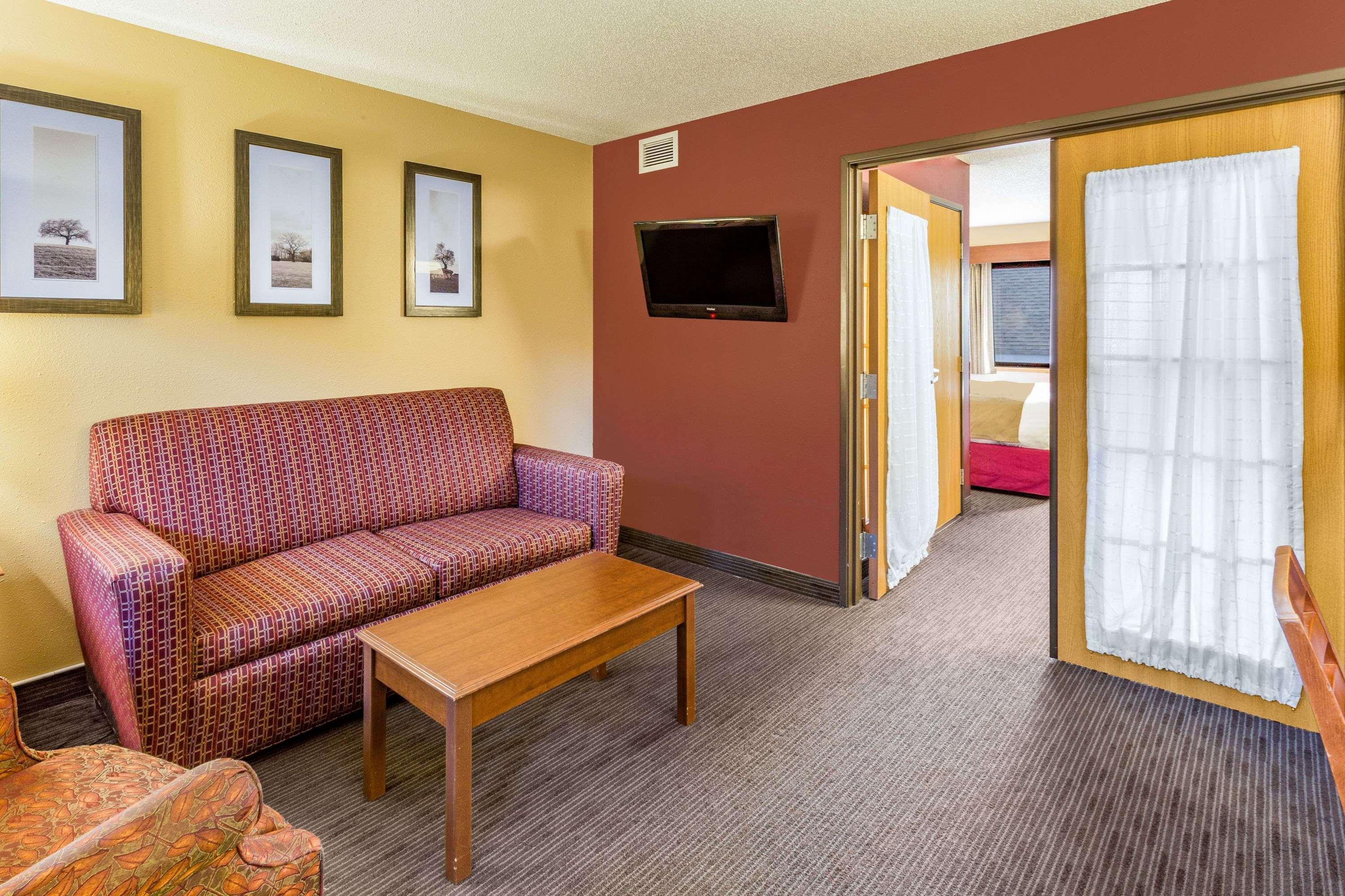 Americinn By Wyndham Duluth South Proctor Black Woods Event Ctr Екстериор снимка