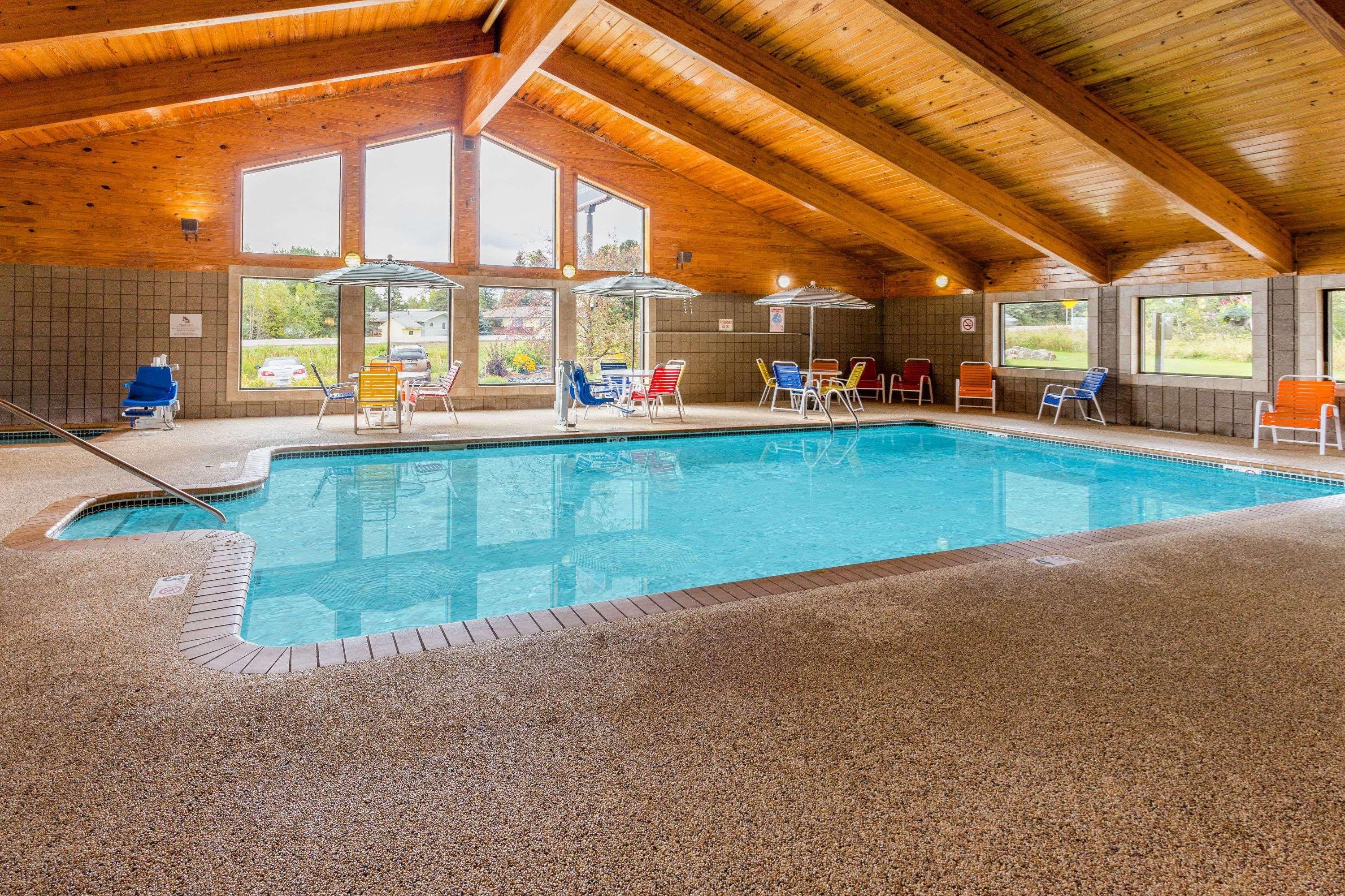 Americinn By Wyndham Duluth South Proctor Black Woods Event Ctr Екстериор снимка